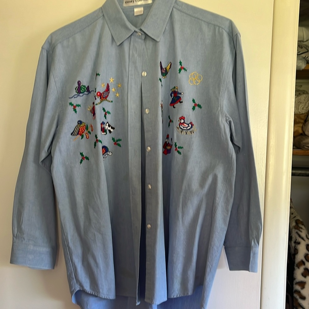 Casey Coleman Christmas 🎄 🤶 embroidered shirt- Large - vintage, festive